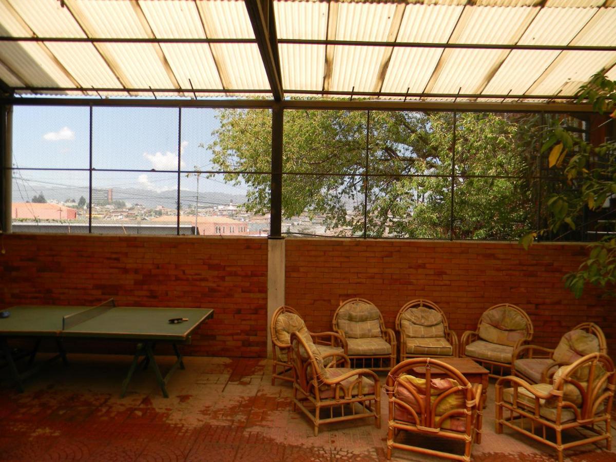 Casa Xelaju Apartments Quetzaltenango Exterior photo